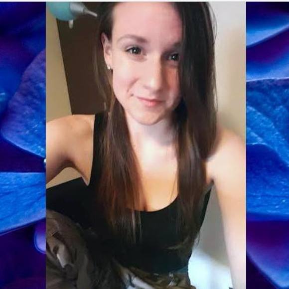 Meet your Posher, Rachel - Picture 1 of 1